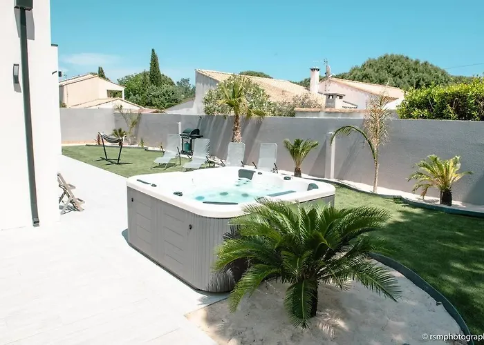 Honore Bord Mer/ Jacuzzi فيلة Le Grau-dʼAgde