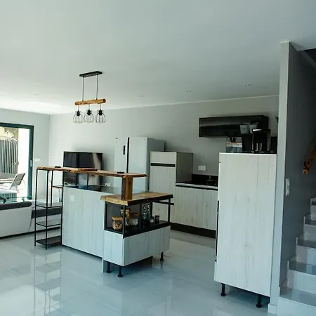 Honore Bord Mer/ Jacuzzi